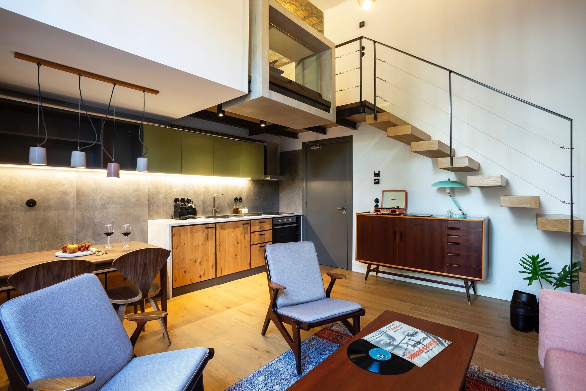 The Foundry Suites Atene Esterno foto