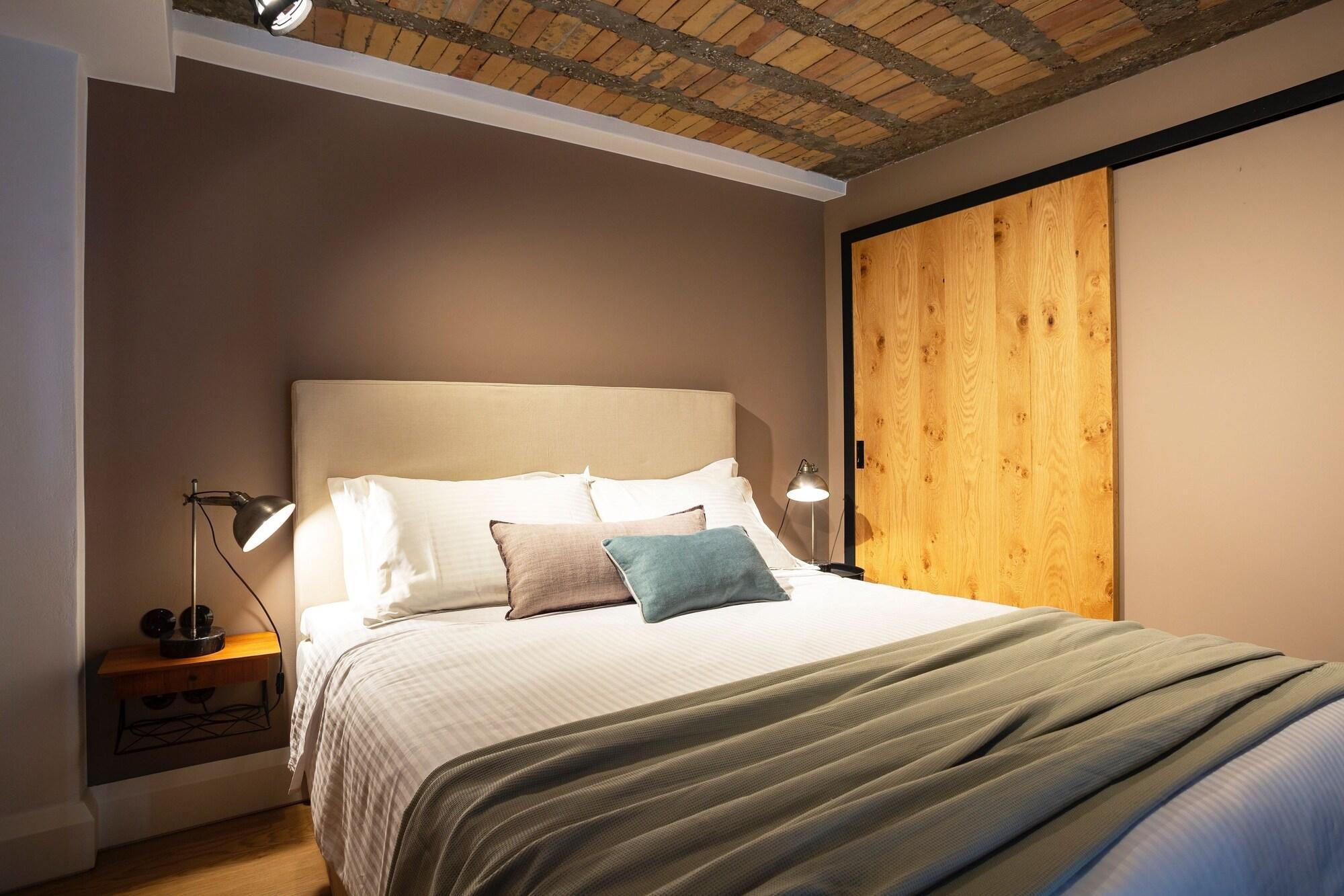 The Foundry Suites Atene Esterno foto
