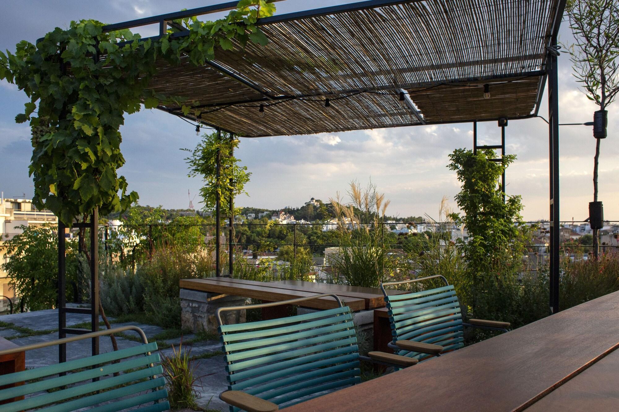 The Foundry Suites Atene Esterno foto